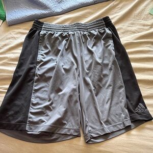 Adidas men’s athletic shorts size medium with pockets